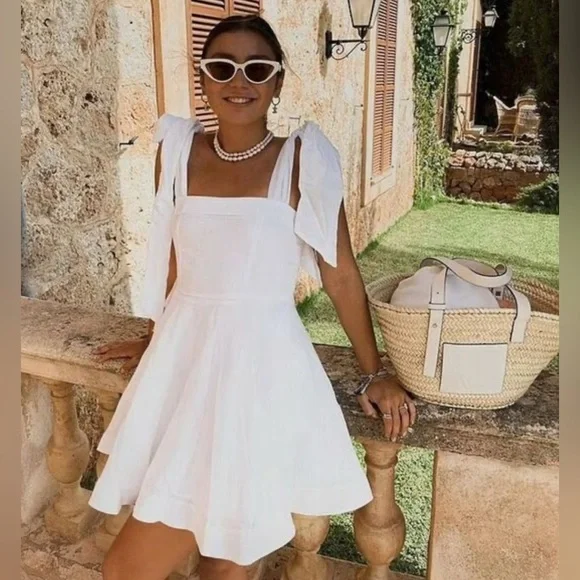 DISSH AISLE LINEN BOW MINI DRESS WHITE, SIZE 4 is available for purchase on  au PAY Market - Imported Goods Online Store Co.Ltd. | au PAY Market -  Online Shopping Site